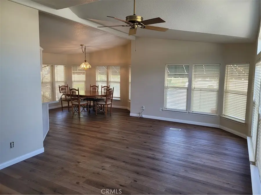 195 Tierra Rejada Rd #1, Simi Valley, CA 93065 - Image #3