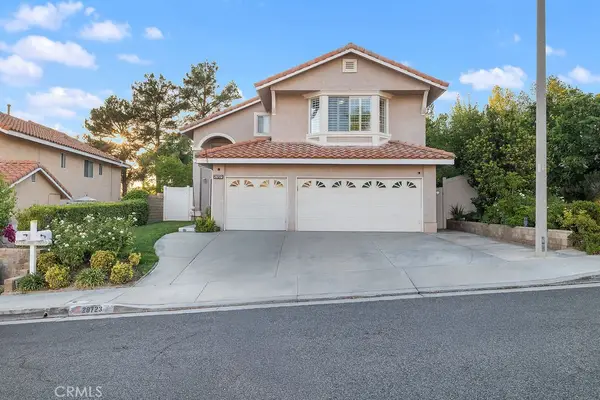 28723 Park Woodland Place, Saugus, CA 91390