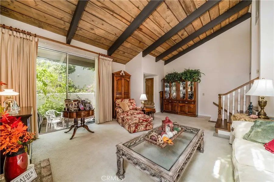 4219 Colfax Avenue #F, Studio City, CA 91604 - Image #2