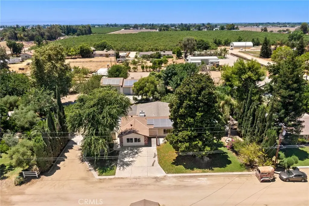 921 Christian Avenue, Bakersfield, CA 93314 - #1