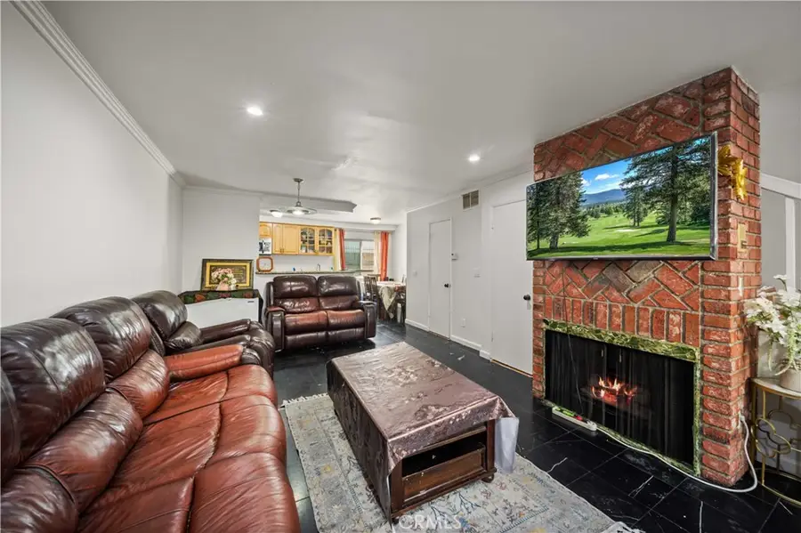 9051 Cedros Avenue #5, Panorama City, CA 91402 - #2