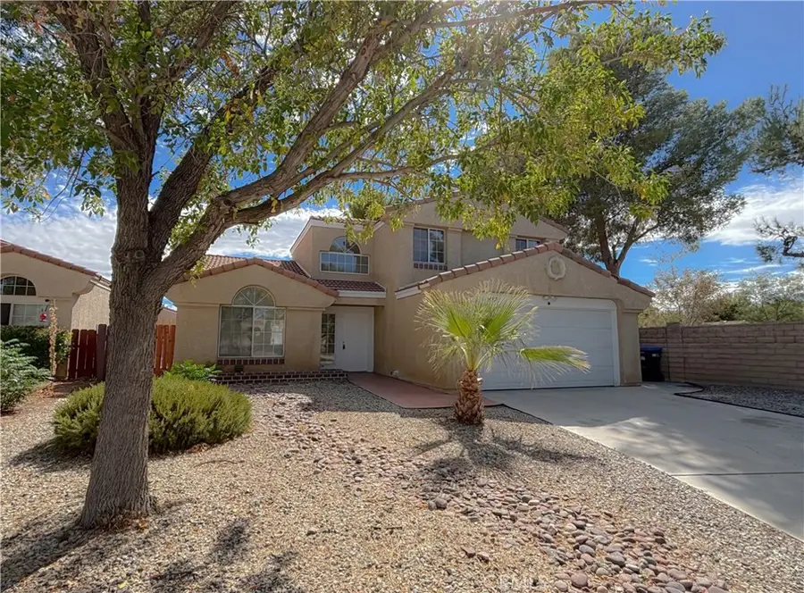 1002 E Kildare St, Lancaster, CA 93535 - Image #3