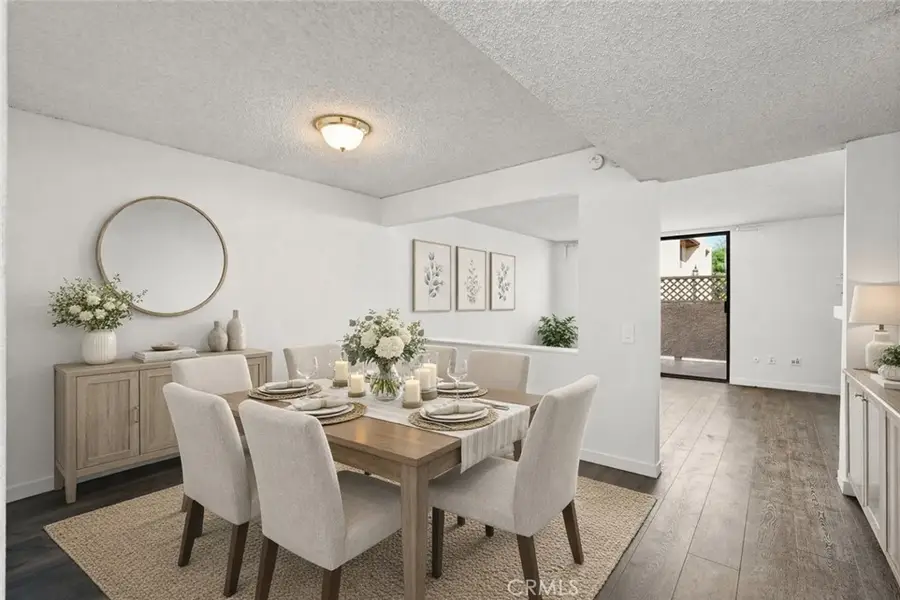 22038 Vanowen St. #215, Woodland Hills, CA 91303 - #3