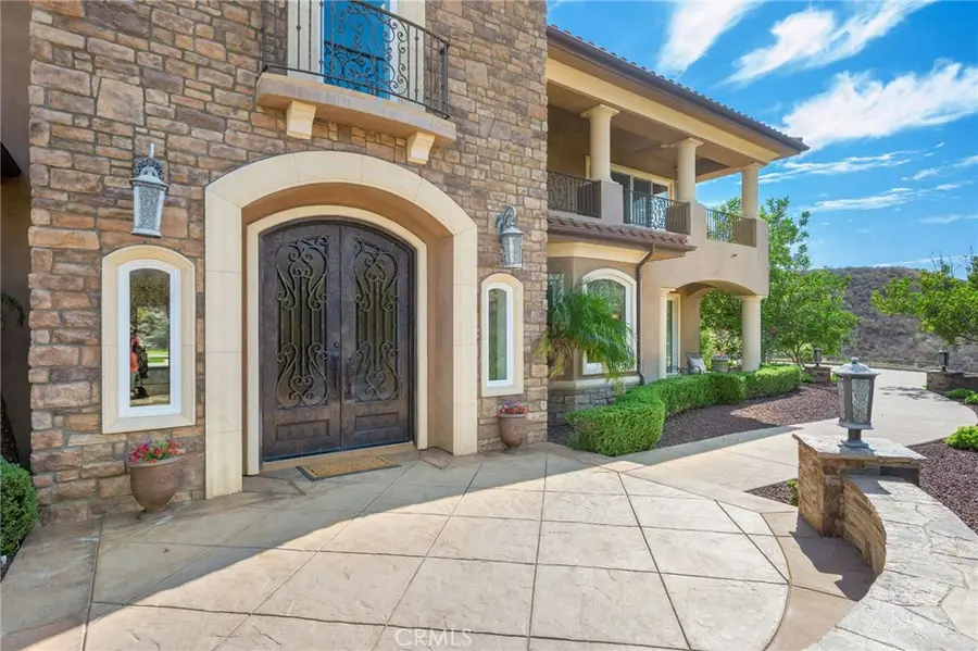 2462 Lost Canyons Drive, Simi Valley, CA 93065 - Image #2