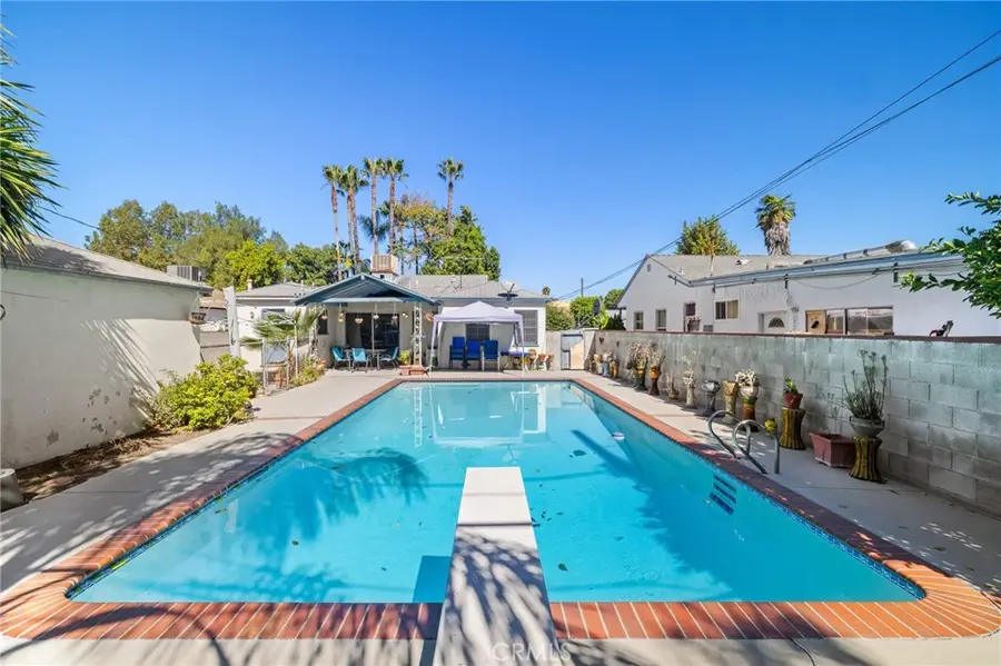 17650 Welby Way, Lake Balboa, CA 91406 - #3