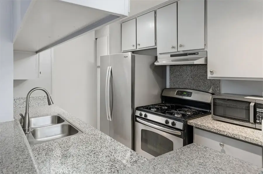 5700 Etiwanda Avenue #154, Tarzana, CA 91356 - #3