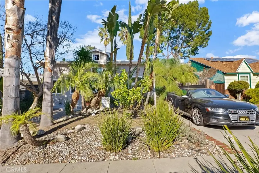 22037 Ybarra, Woodland Hills, CA 91364 - #3