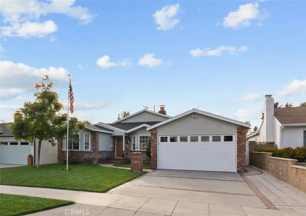 1903 N Screenland, Burbank, CA 91505 - #1