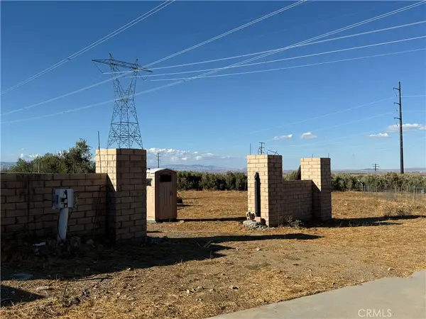 8539 W Avenue L, Lancaster, CA 93536