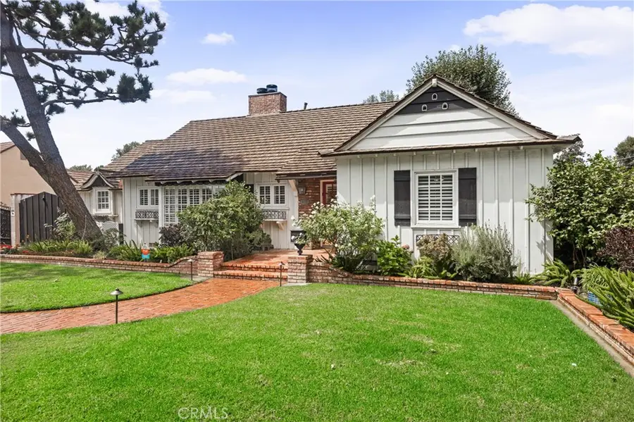 6233 Orion Avenue, Van Nuys, CA 91411 - Image #2