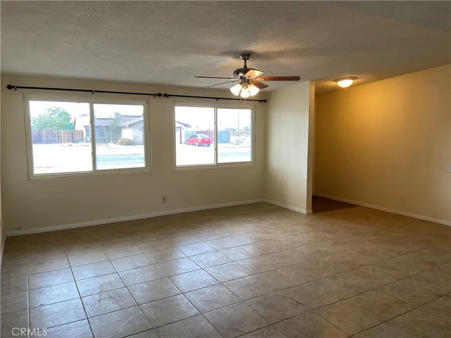 8580 Jacaranda Avenue, California City, CA 93505 - #2