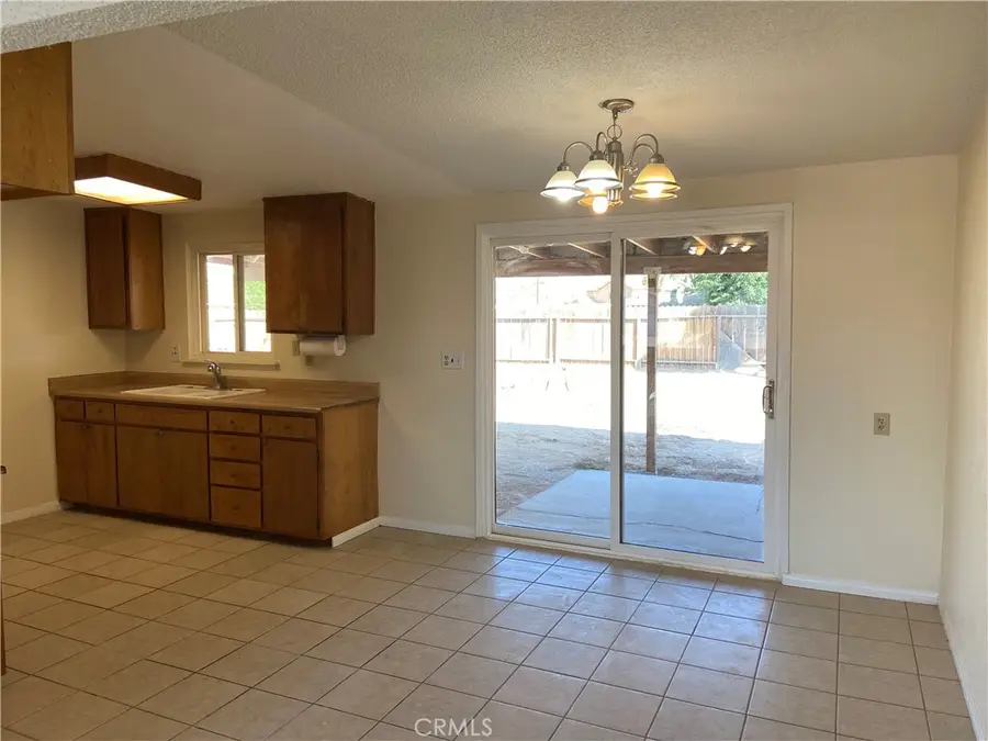 8580 Jacaranda Avenue, California City, CA 93505 - #3