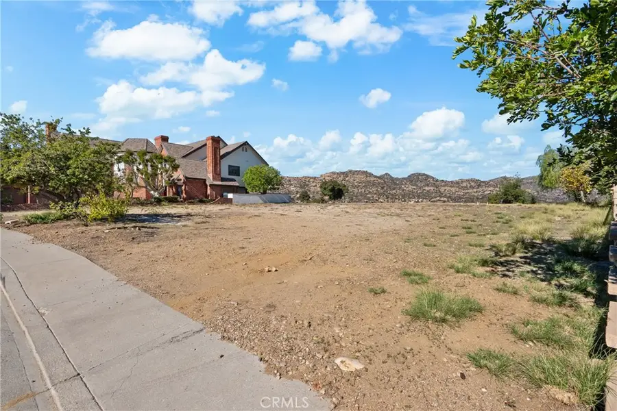 22451 S Summit Ridge Circle, Chatsworth, CA 91311 - #3