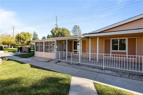 19152 Avenue Of The Oaks #B, Newhall, CA 91321
