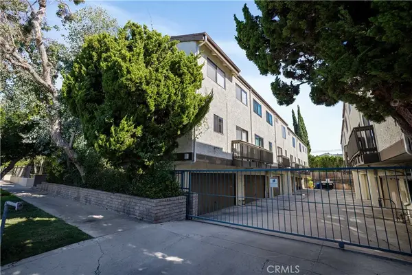 4222 Troost Avenue #21, Studio City, CA 91604