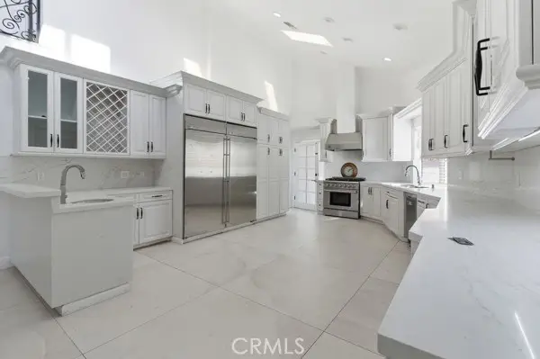 5048 Hesperia Avenue, Encino, CA 91316 - Image #3