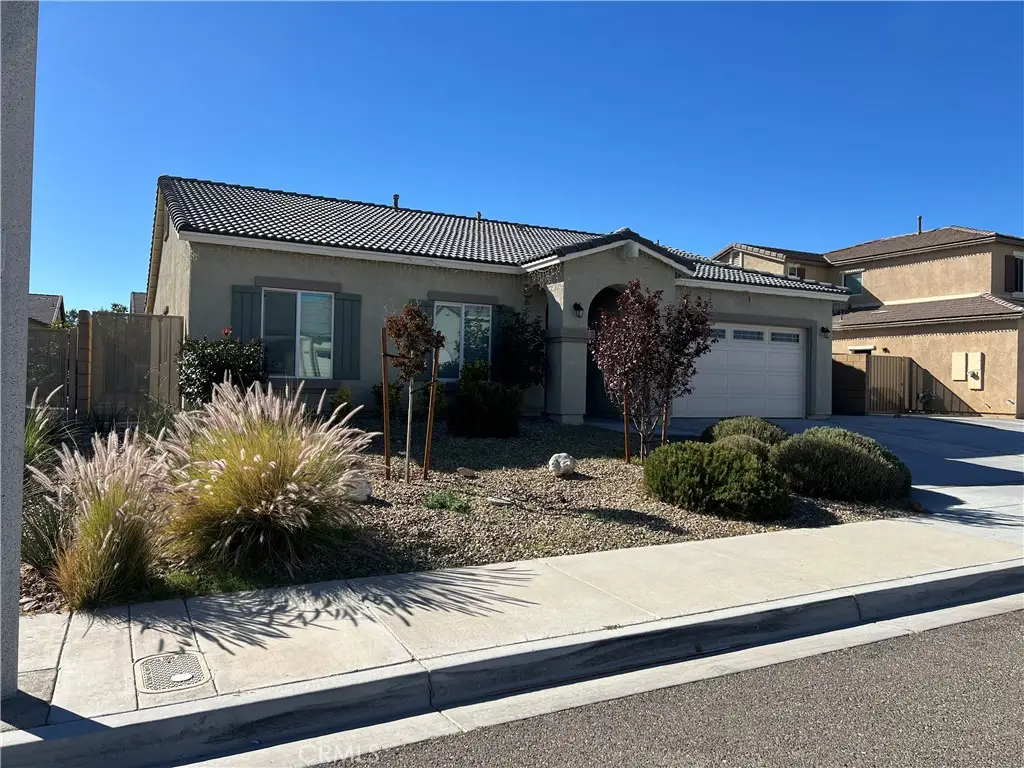 13311 Via Del Lago, Victorville, CA 92392 - #1