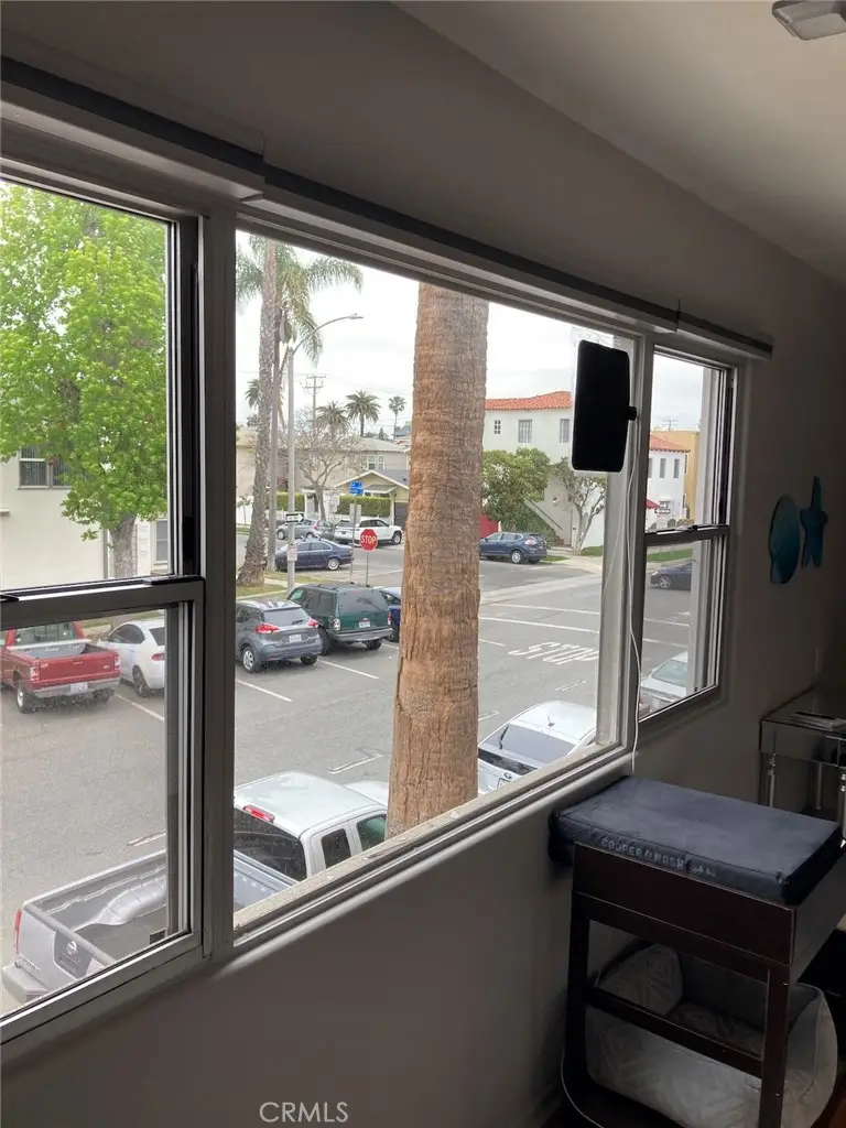 930 E 1st Street #22, Long Beach, CA 90802 - Image #2