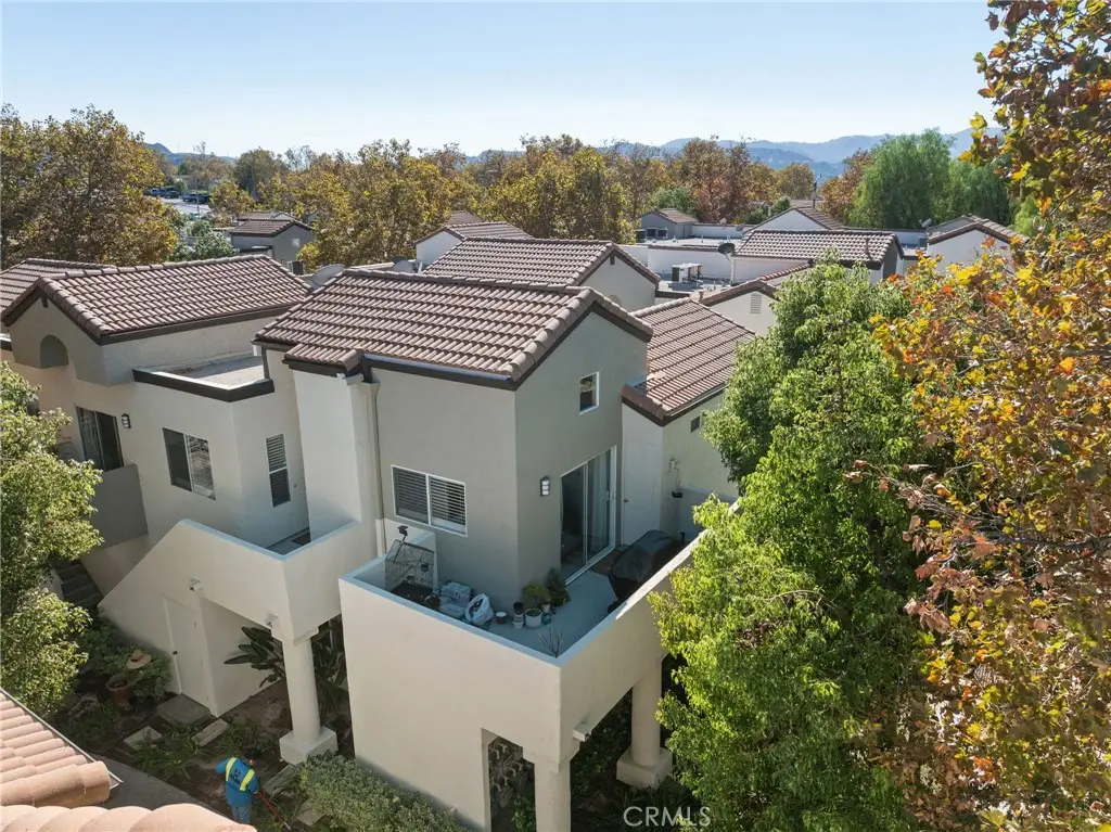 24496 Valle Del Oro #204, Newhall, CA 91321 - #1