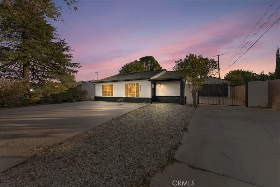 1214 E Avenue R2, Palmdale, CA 93550 - Image #2