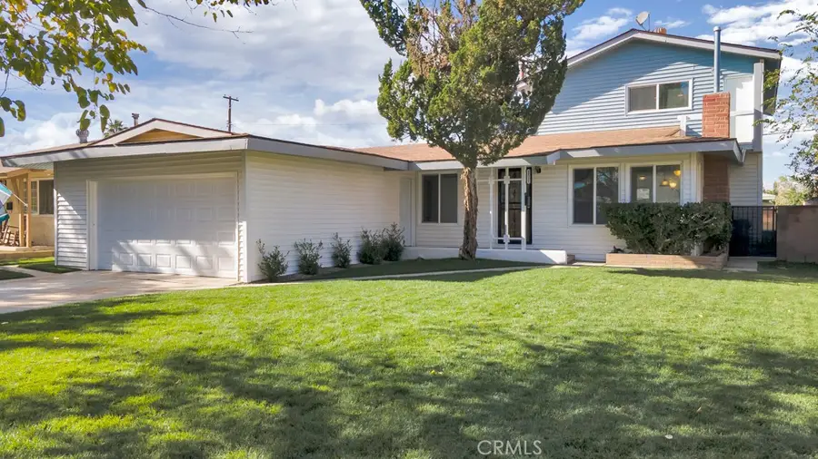 44321 4th Street E, Lancaster, CA 93535 - Image #2