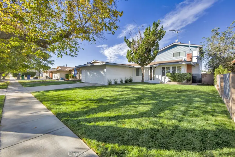 44321 4th Street E, Lancaster, CA 93535 - Image #3