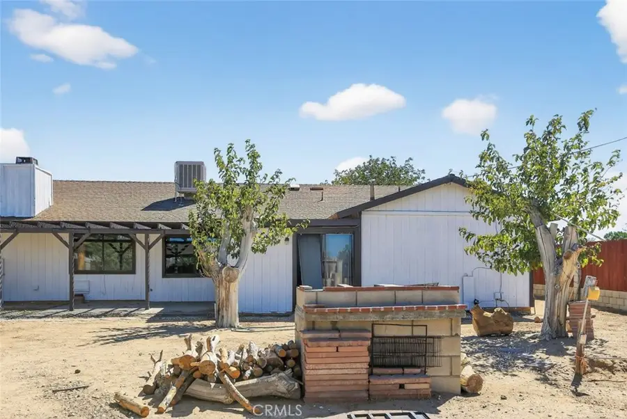 21101 Hacienda Boulevard, California City, CA 93505 - Image #3