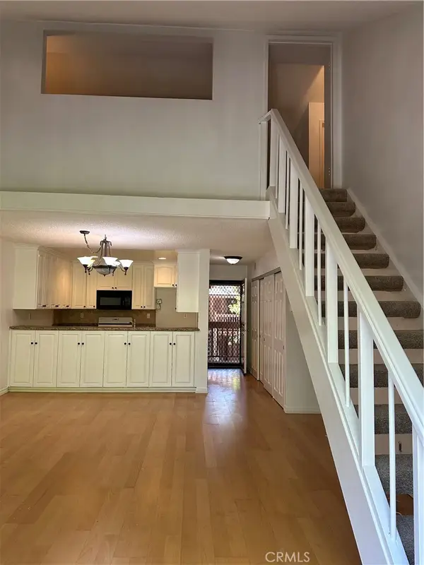 7101 Farralone Avenue #135, Canoga Park, CA 91303