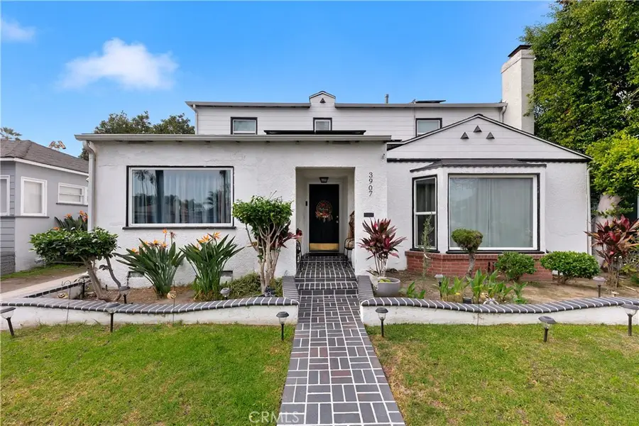 3907 Edgehill Drive, Leimert Park, CA 90008 - Image #3