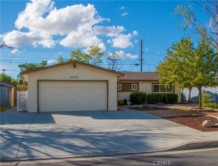 43729 Hardwood, Lancaster, CA 93534 - Image #3
