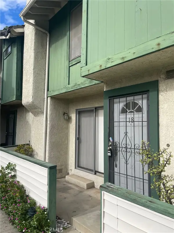 9740 Sepulveda Boulevard #18, North Hills, CA 91343