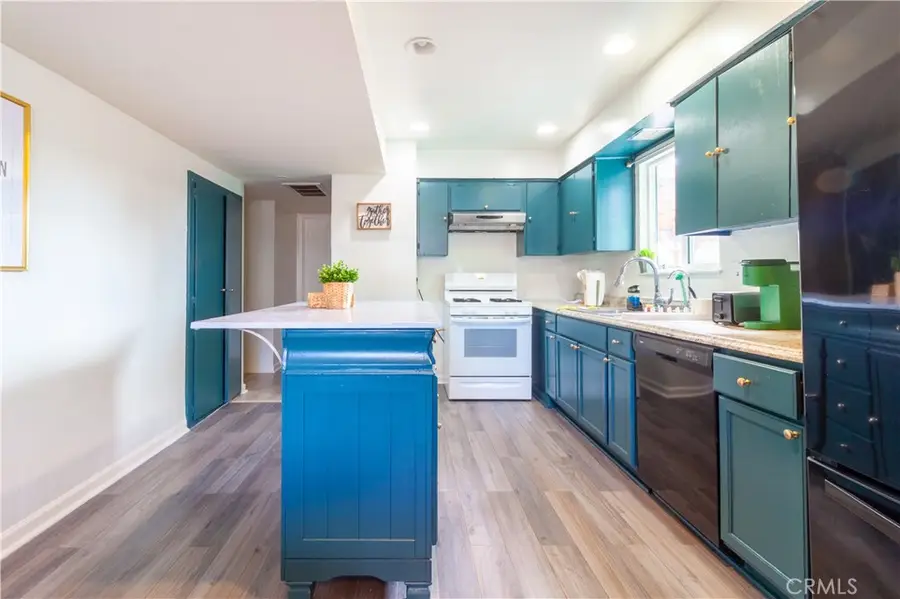 44455 Hanstead, Lancaster, CA 93535 - Image #2