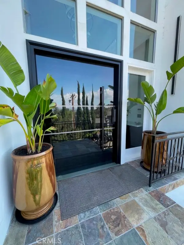 3952 Oakfield Drive, Sherman Oaks, CA 91423 - #3