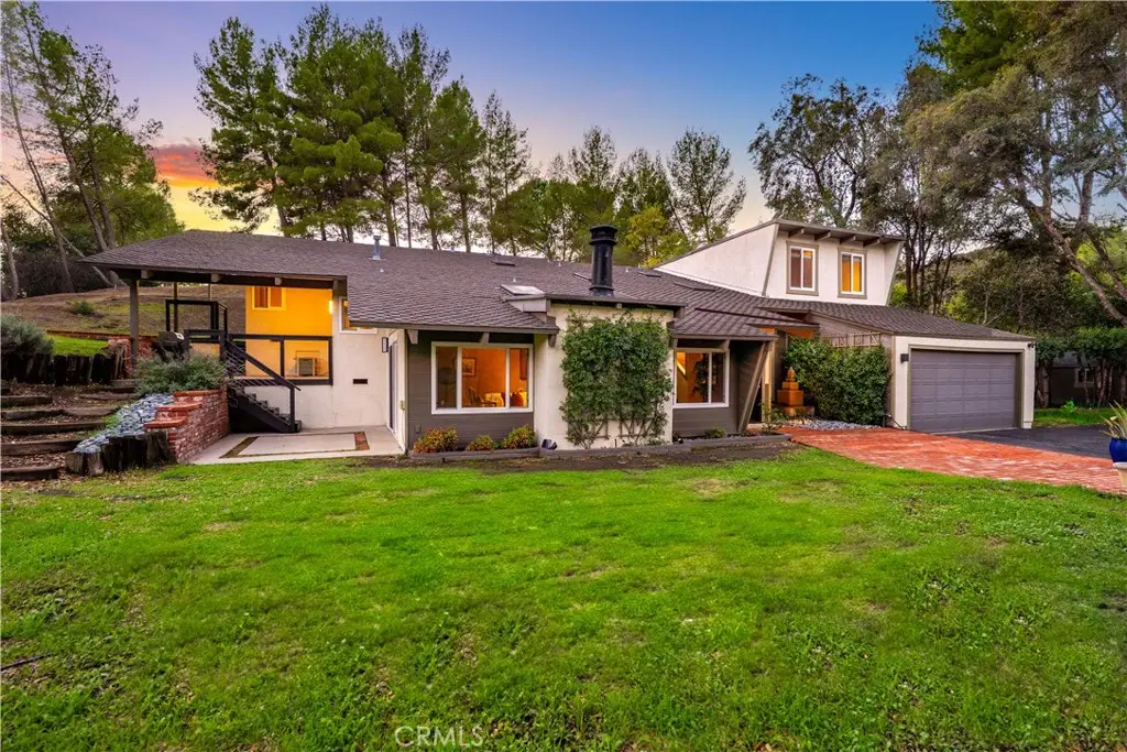 2171 Mckain Street, Calabasas, CA 91302 - Image #1