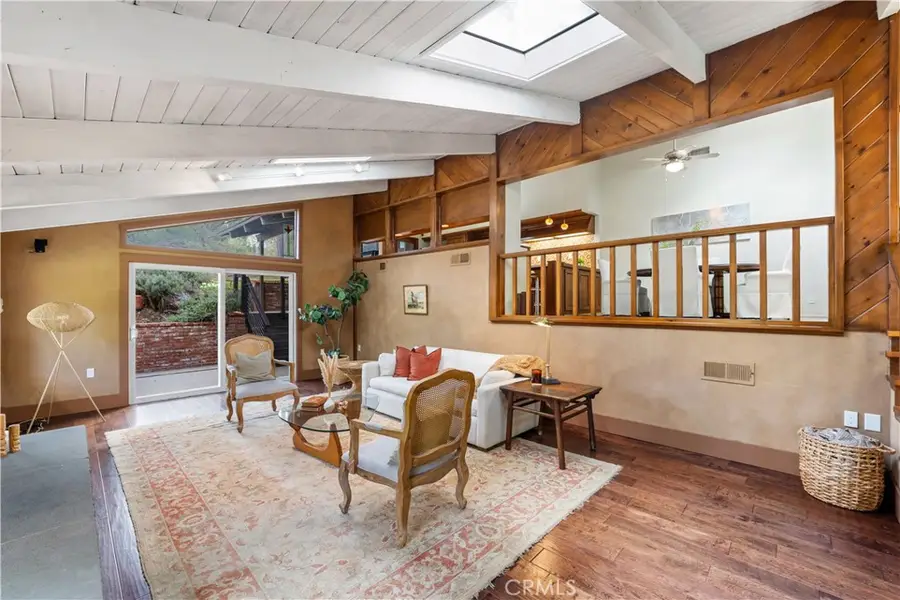 2171 Mckain Street, Calabasas, CA 91302 - Image #2