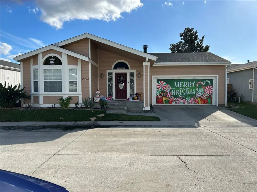 19842 Emerald Creek Drive, Canyon Country, CA 91351 - Image #3