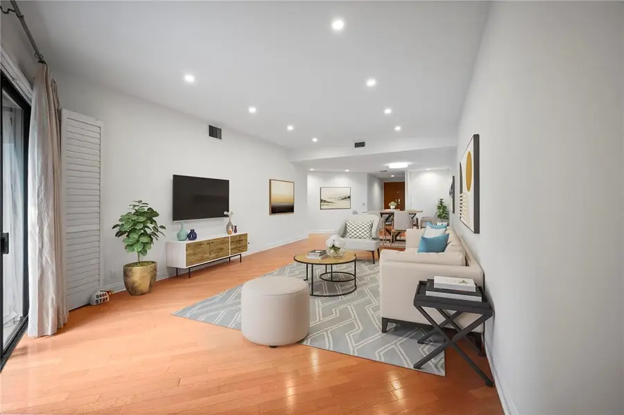 750 S Bundy #108, Los Angeles, CA 90049 - #2