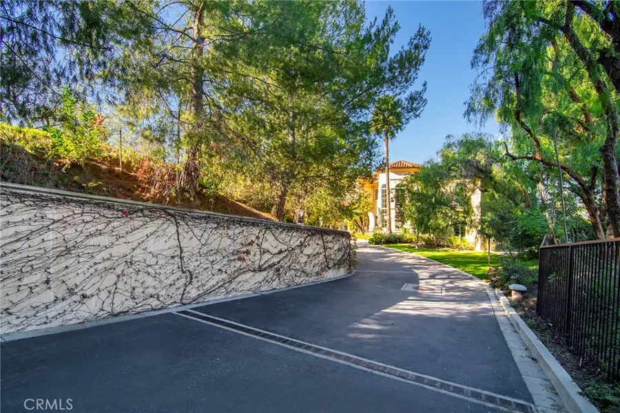 18933 La Montana Place, Tarzana, CA 91356 - #3