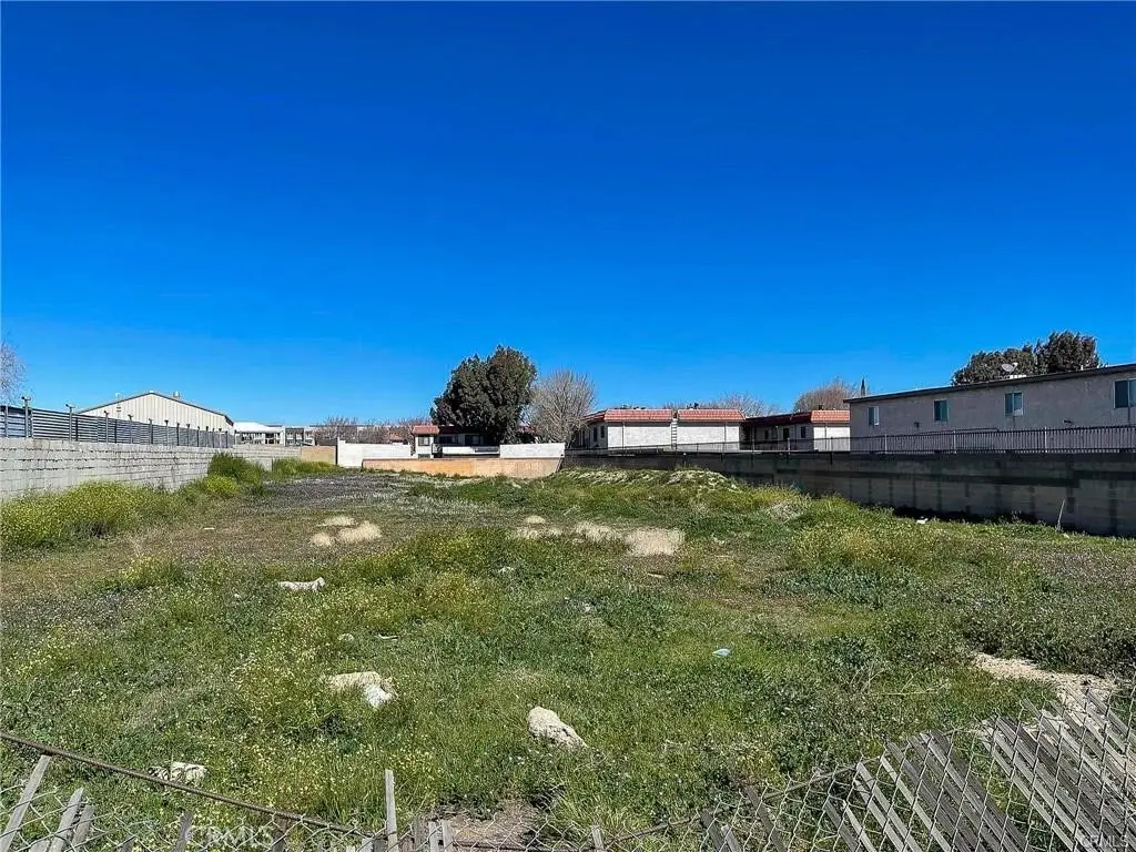 0 Ave R Vic 9th Ste, Palmdale, CA 93550 - #1