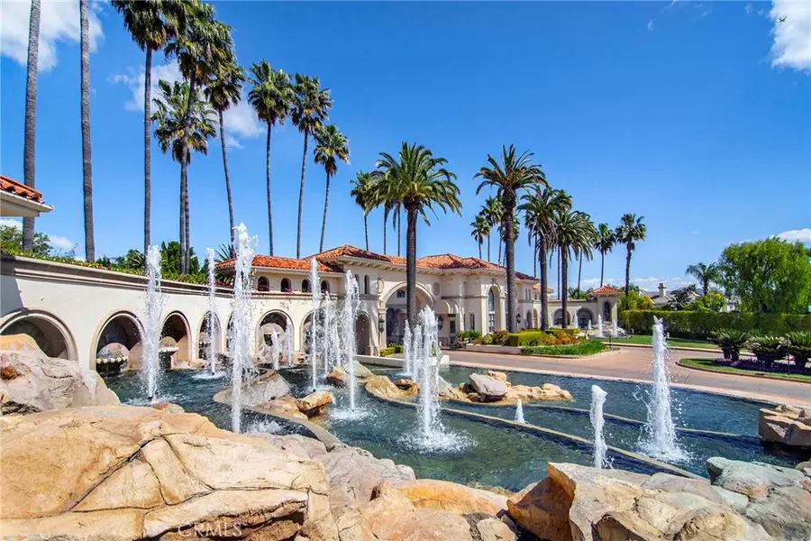 19134 Briarfield Way, Tarzana, CA 91356 - Image #2