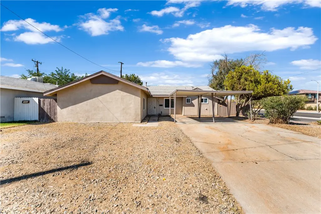 45581 6th Street E, Lancaster, CA 93535 - #1