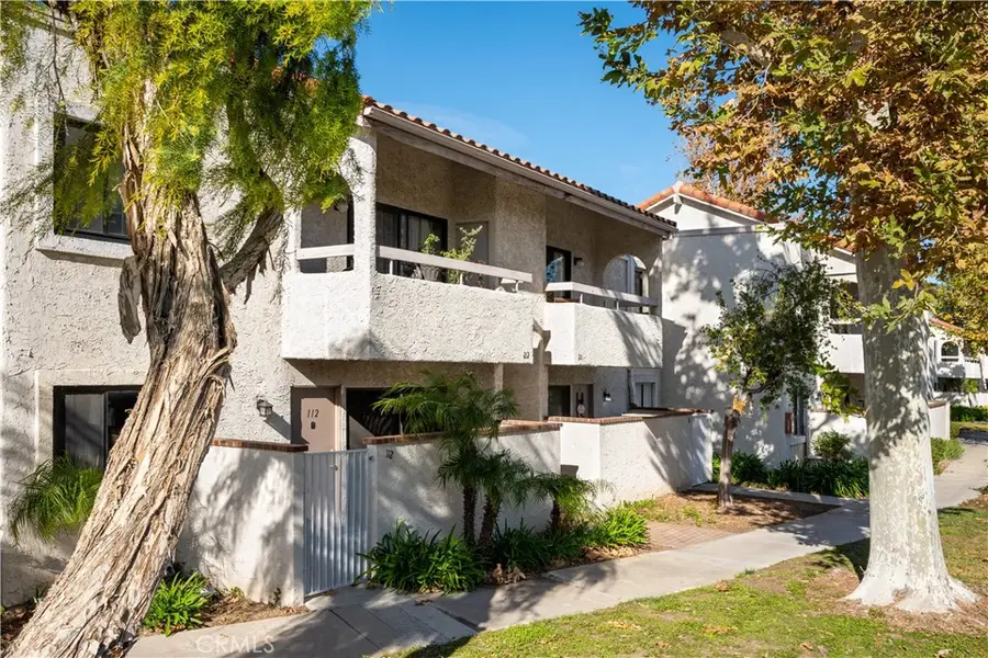 25003 Peachland #211, Newhall, CA 91321 - Image #2