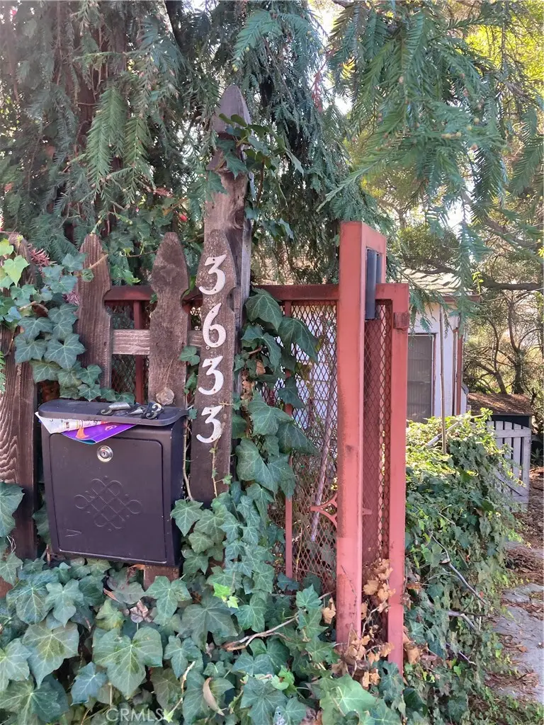 3633 Lavell Drive, Los Angeles, CA 90065 - Image #2