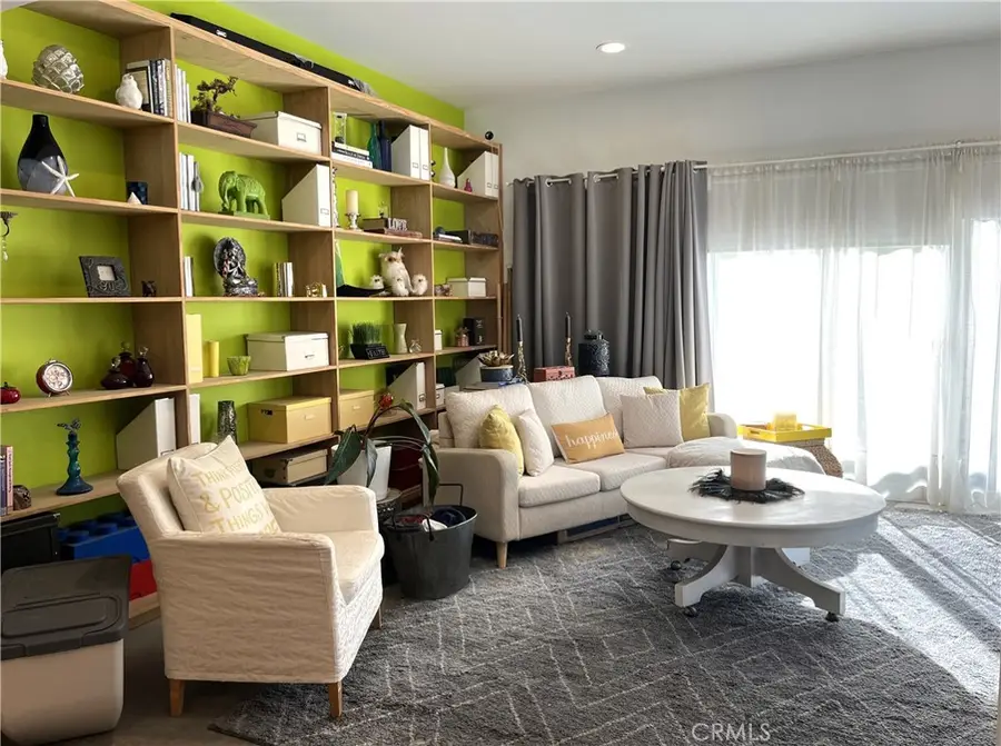 20800 Clark Street, Woodland Hills, CA 91367 - Image #3