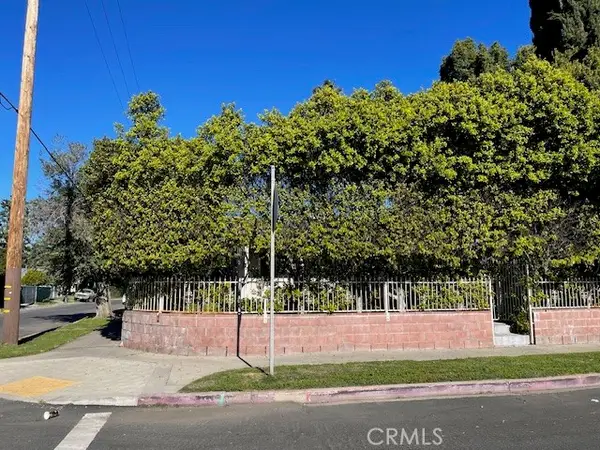 11143 Emelita, North Hollywood, CA 91601