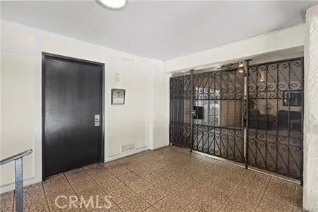 5412 Lindley #110, Encino, CA 91316 - Image #2