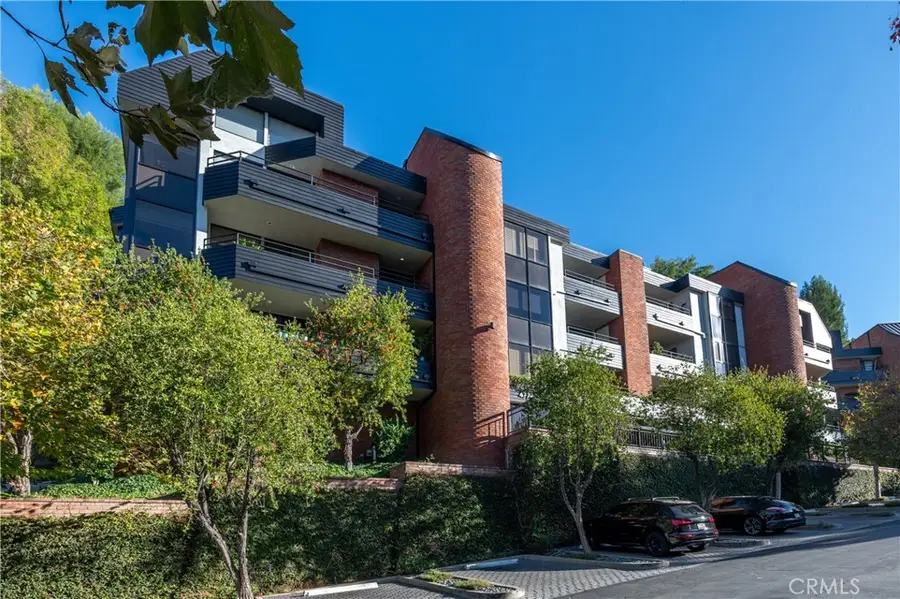 4774 Park Encino #206, Encino, CA 91436 - #2