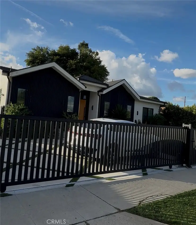 10407 10405 Densmore Avenue, Granada Hills, CA 91344 - Image #2