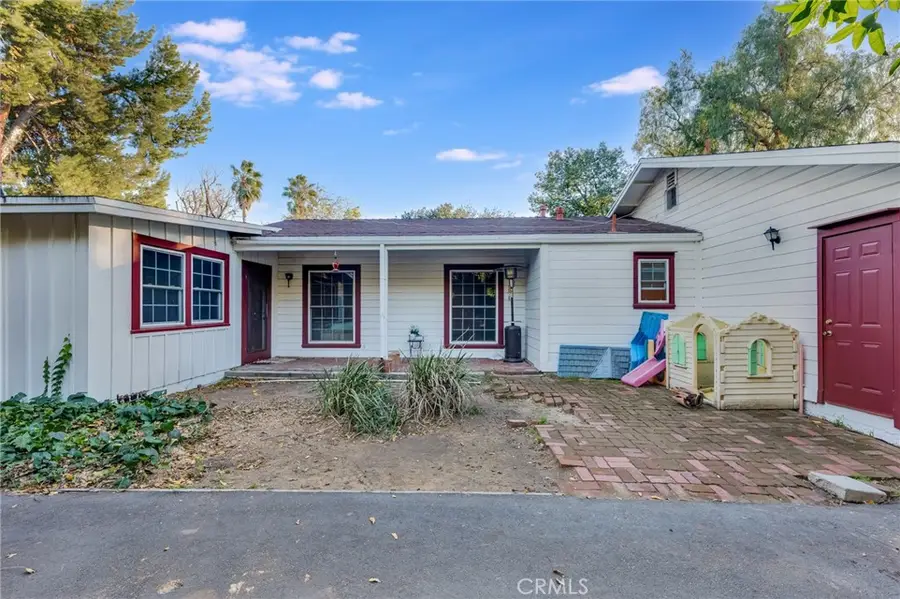 7630 Jellico, Northridge, CA 91325 - #2