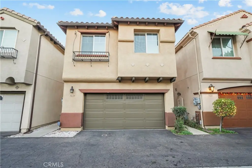 7619 N Patriot Way, Van Nuys, CA 91405 - Image #1